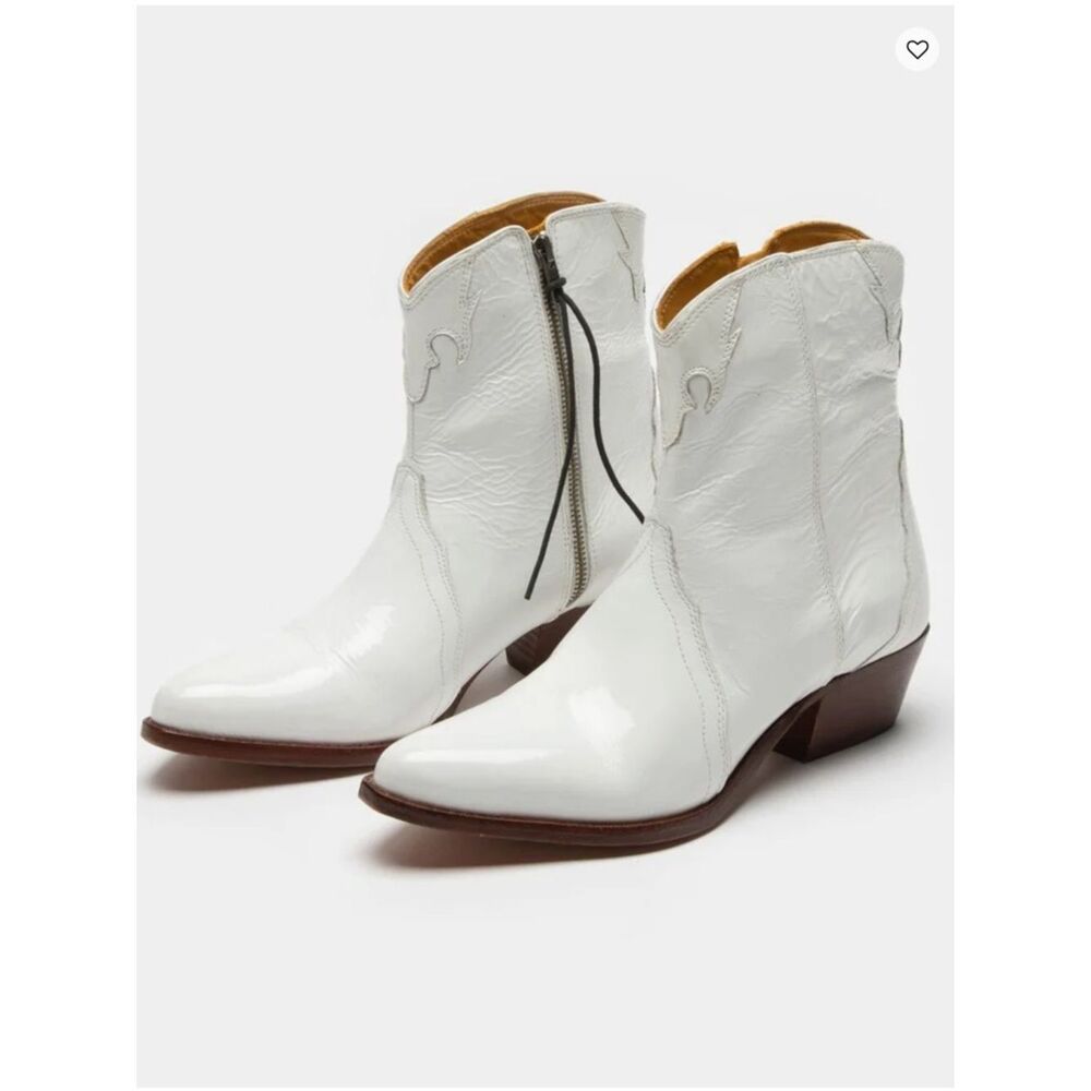 Free People New Frontier Antique White Patent Leather Western Ankle Boots sz 39